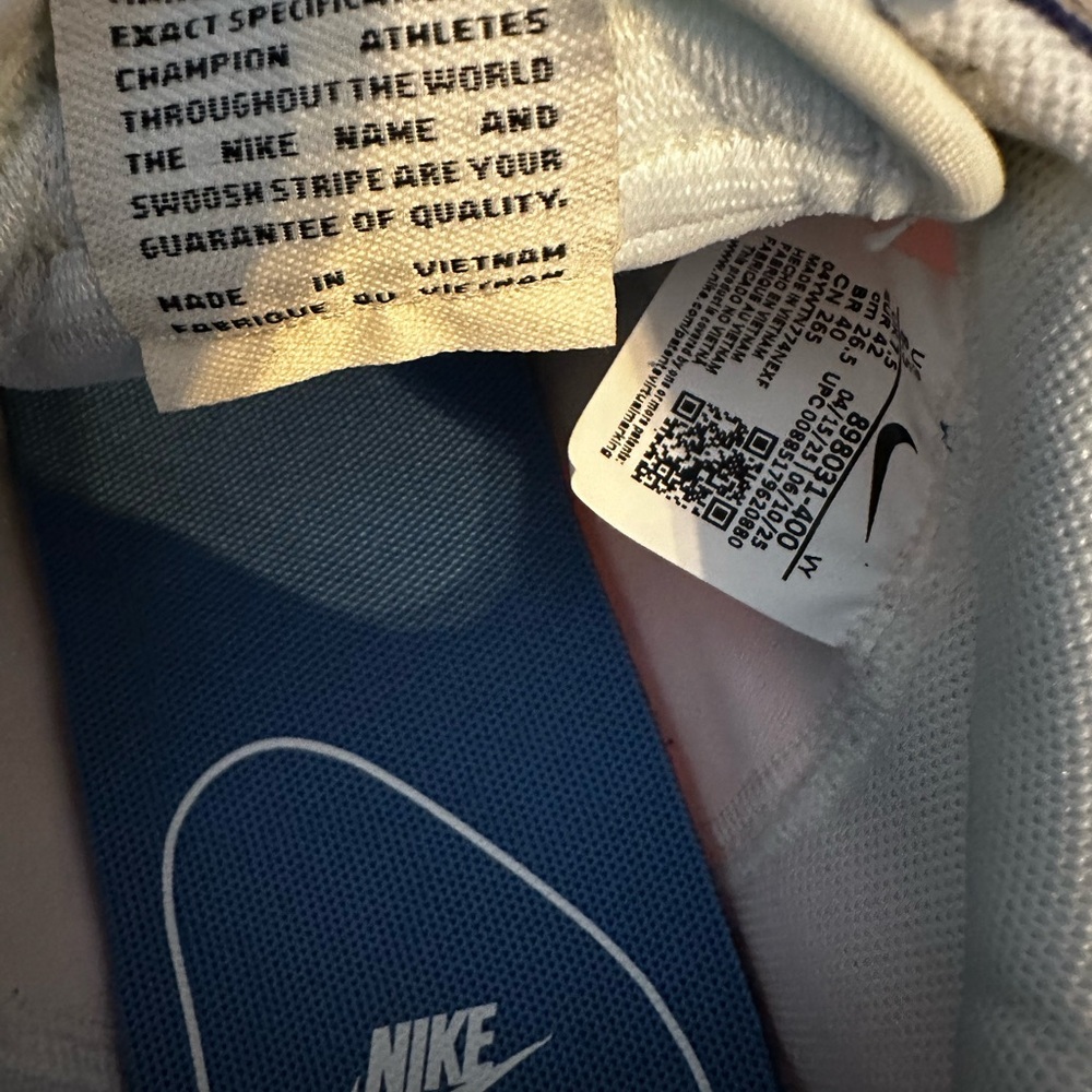 Nike Pre Montreal ‘17 Blue and Orange Men's Sneakers - Picture 6 of 7
